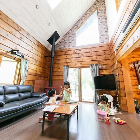 ログハウスせせらぎ Tsuru Extérieur photo