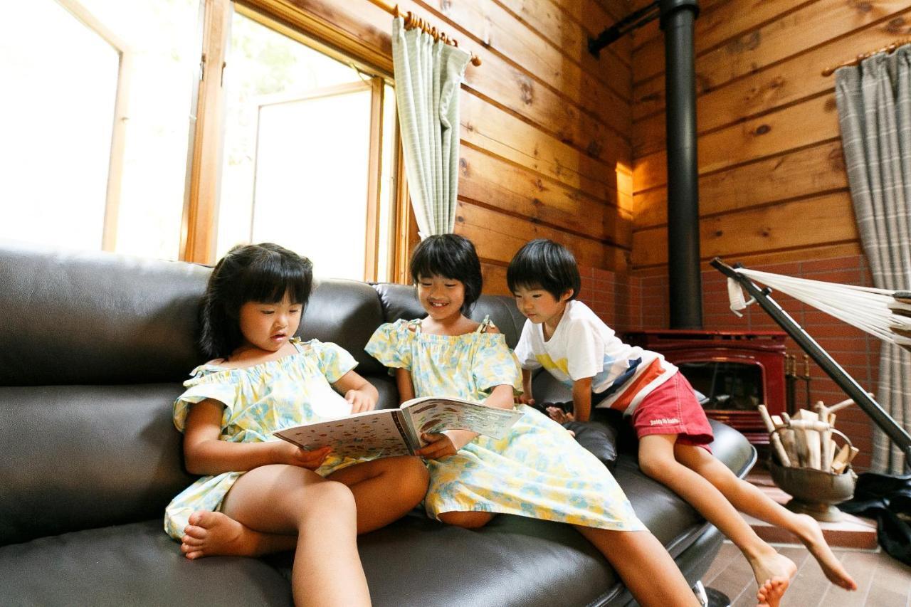 ログハウスせせらぎ Tsuru Extérieur photo