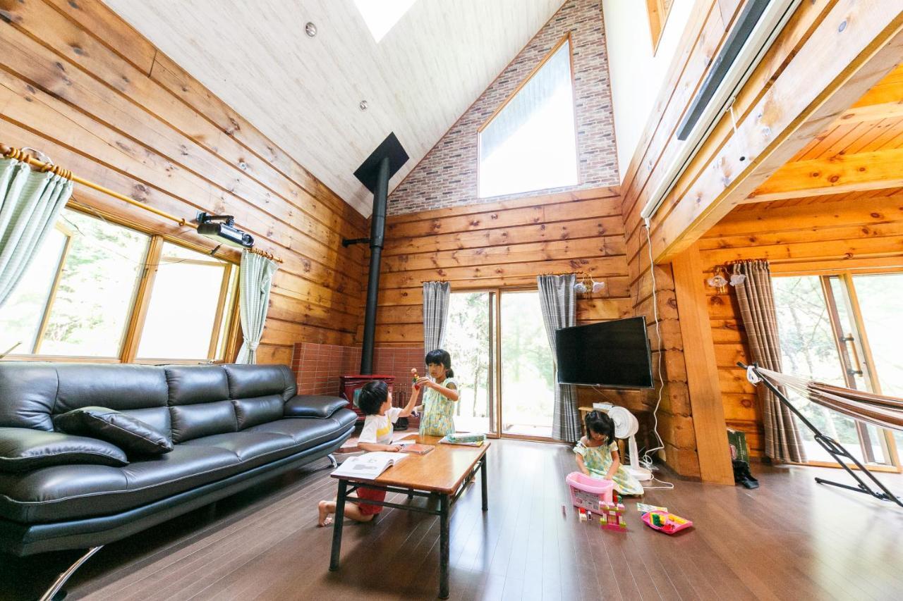 ログハウスせせらぎ Tsuru Extérieur photo