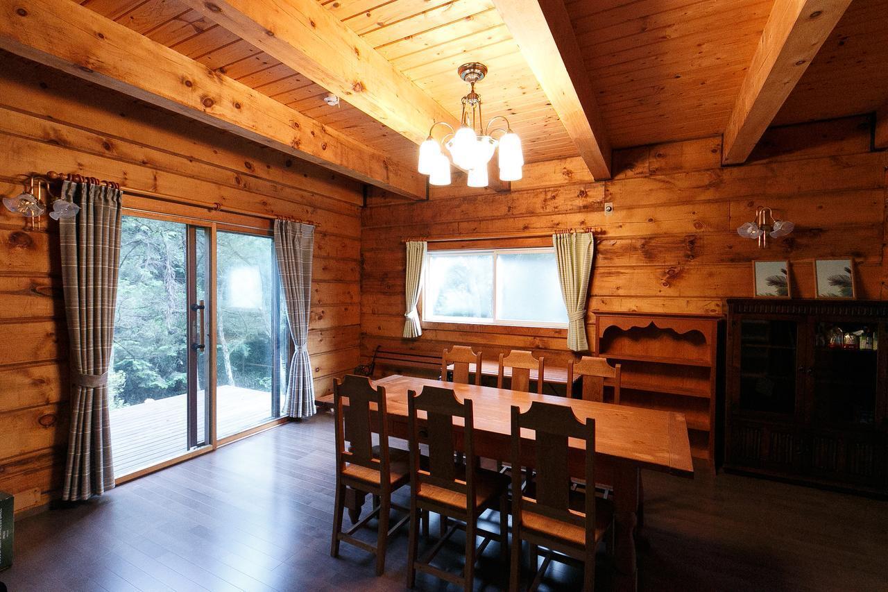 ログハウスせせらぎ Tsuru Extérieur photo